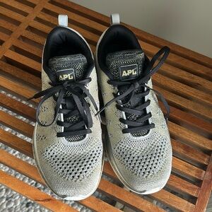 APL Lululemon TECHLOOM PRO W tennis shoes